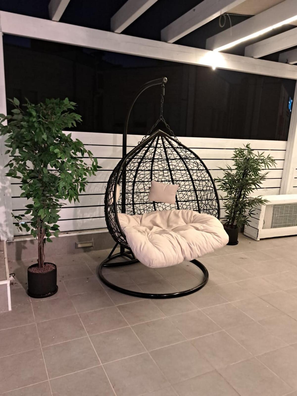 Authentic One Bedroom Apartment In City Center 예루살렘 외부 사진